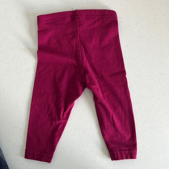 Carter’s Peplum 2 piece Set, Size 9M - Picture 6 of 6